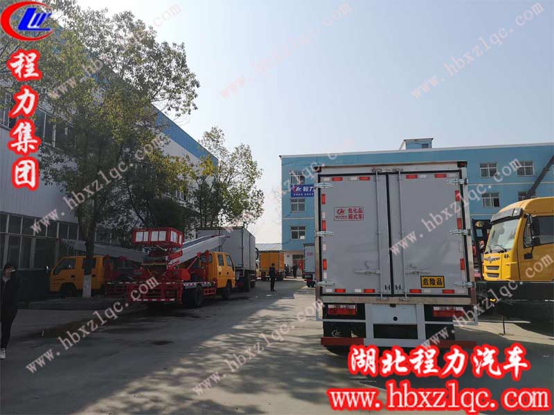 爆破器材運(yùn)輸車(chē)參數(shù)配置 爆破器材運(yùn)輸車(chē)參數(shù)配置